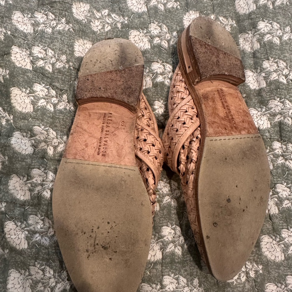 Freda Salvador Tan Woven Mules - Picture 12 of 12